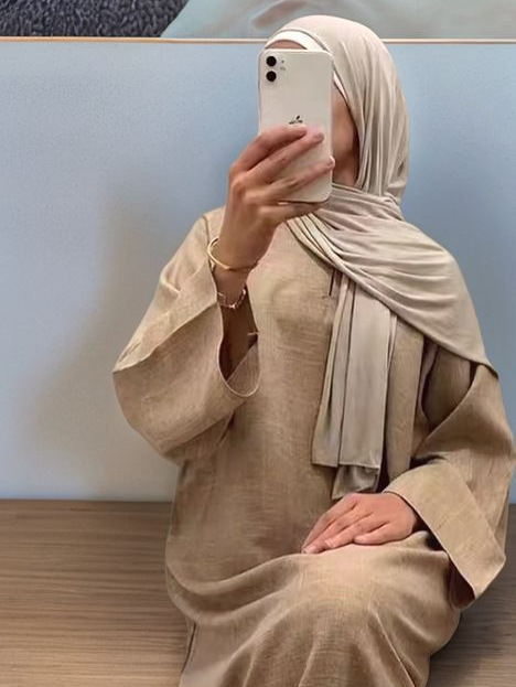 Duga haljina s okruglim izrezom i dugim rukavima, rastezljivi poliester, bez glačanja, straight kroj, casual stil – Jesen 2024