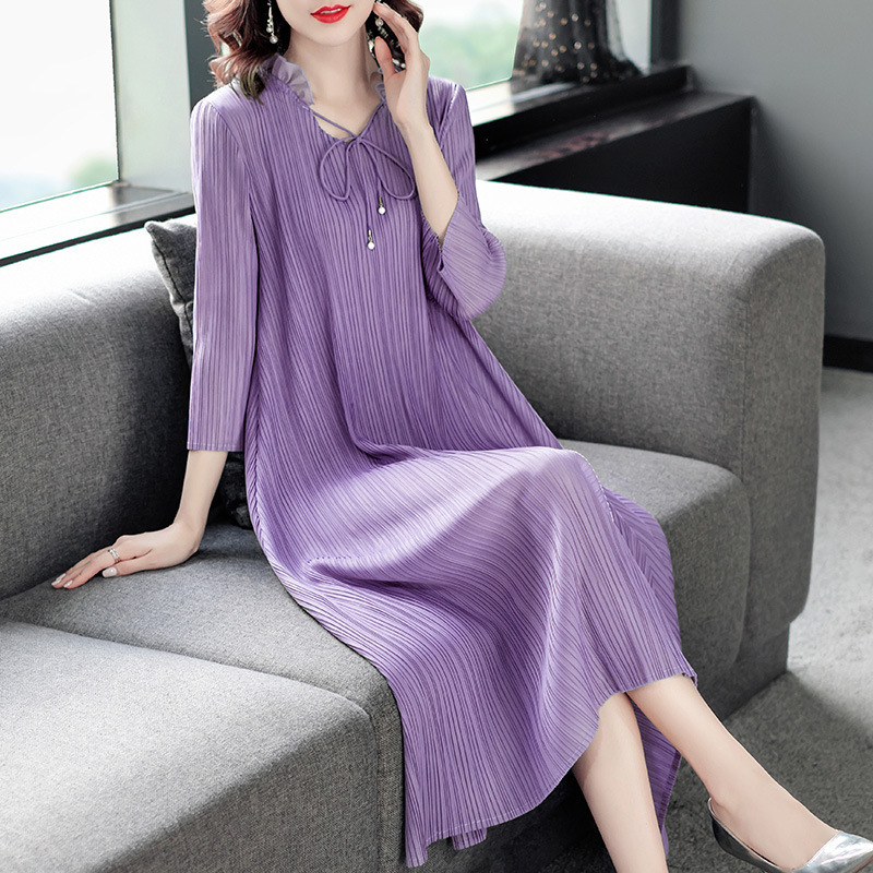 Līna midi kleita ar lotusa lapas apkakli, 3/4 garuma piedurknēm, 95% lins, brīvs siluets, nosedz vēderu, sievietēm