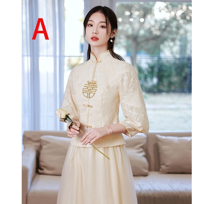 Kleita līgavām ar izšuvumu, poliesteris, vidēja garuma kleita, 2025. gada pavasaris