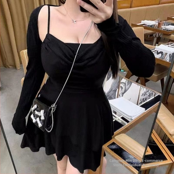 Divu daļu tīklu kleitas komplekts, bez piedurknēm, augsts viduklis, kakla izgriezums ar siksniņu, literāri-retro stils, pavasaris 2025