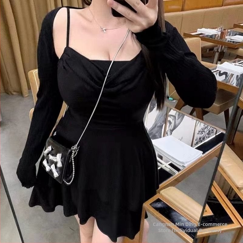 Divu daļu tīklu kleitas komplekts, bez piedurknēm, augsts viduklis, kakla izgriezums ar siksniņu, literāri-retro stils, pavasaris 2025