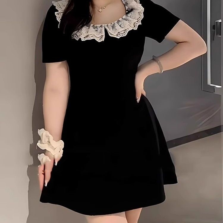 Plus izmēra franču mežģīņu kleita sievietēm, vasara 2025, pleca siksna, vidējais garums, polo apkakle, princeses piedurknes