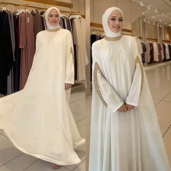 Šifona vakara kleita ar pailletēm, garš kleitas izgriezums, apaļš kakla izgriezums, raglan piedurknes, brīvs viduklis