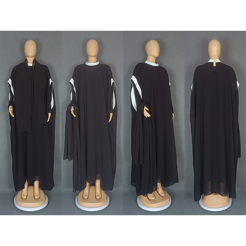 Šifona vakara kleita ar pailletēm, garš kleitas izgriezums, apaļš kakla izgriezums, raglan piedurknes, brīvs viduklis