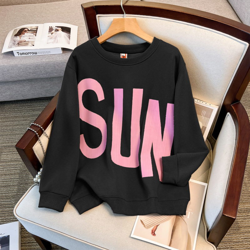 Blīvs kokvilnas džemperis ar apaļu kaklu, brīvā piegriezuma, garām piedurknēm, vidēja garuma