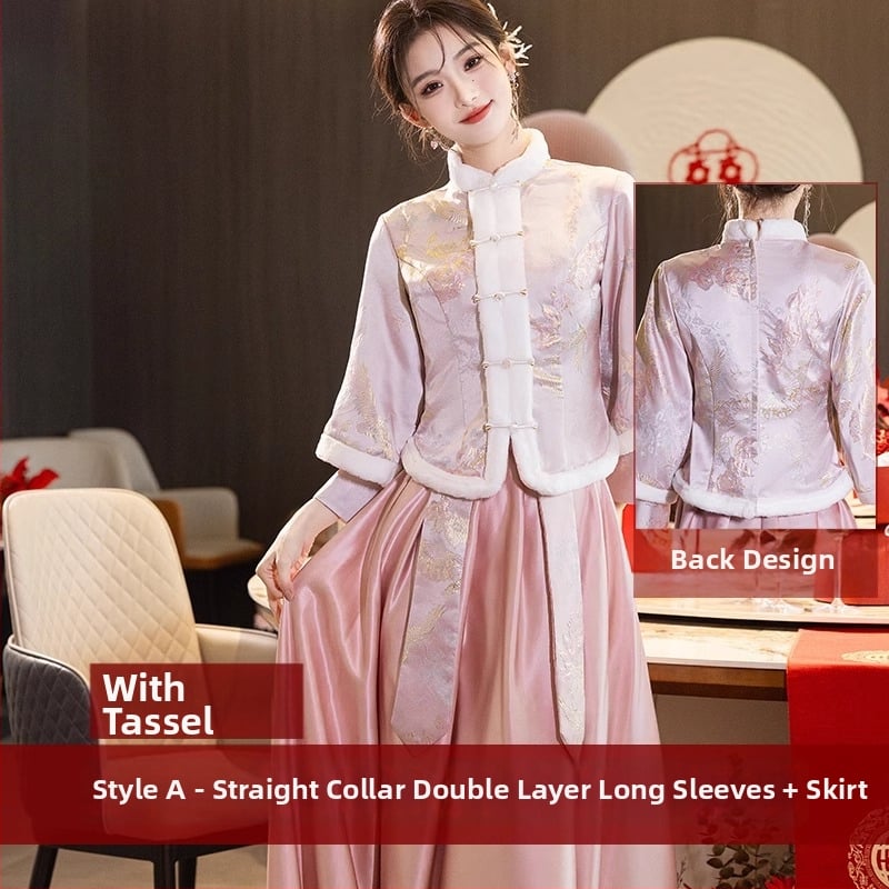 Õhtukleit - võrgust kangas, polüesteri 50-70%, pikad varrukad, ruuduline krae ja ümmarguse kinnitusega