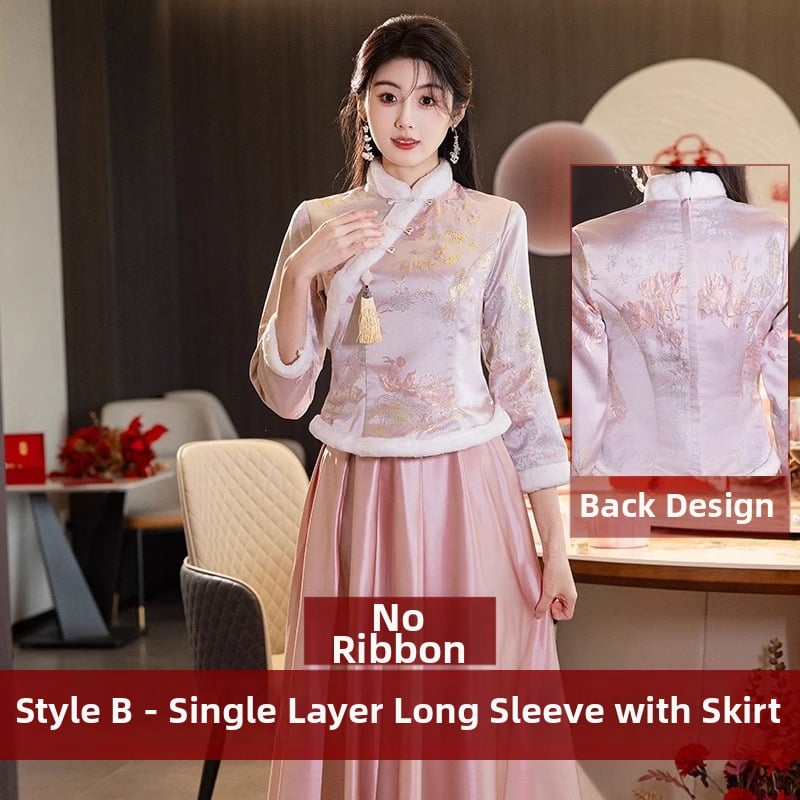 Õhtukleit - võrgust kangas, polüesteri 50-70%, pikad varrukad, ruuduline krae ja ümmarguse kinnitusega