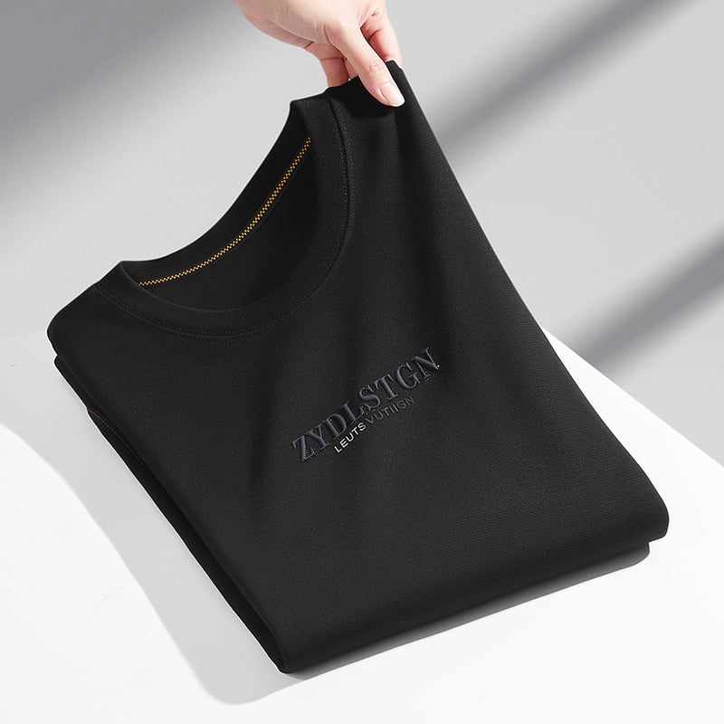 Πουλόβερ με στρογγυλό λαιμό, χαλαρή γραμμή, μακριά μανίκια, ύφασμα πολυεστερική ανάμειξη, ιδανικό για το φθινόπωρο.