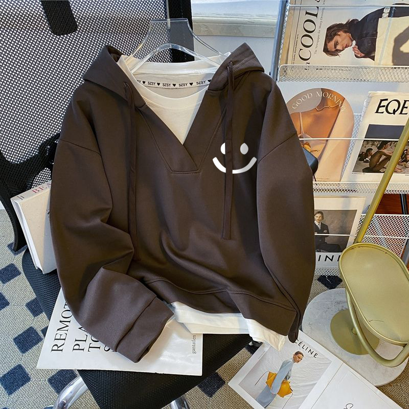 Ženski debeli hoodie s flecom i lažnim dvodijelnim izgledom, oversized kroj, kapuljača, srednje duljine, zimski model, plus veličina