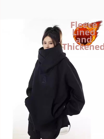 Vyriskas megztinis su gobtuvu, fliso pamušalu, geometrinis raštas, šoninės kišenės, ilgomis rankovėmis