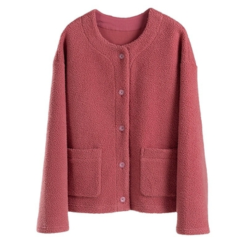 Ženska fleece jakna, uski kroj, jednosrjedno kopčanje na jedan red, patch džepovi, retro literarni stil, materijal: fleece s udjelom pamuka 50-70% i poliestera 30-50%