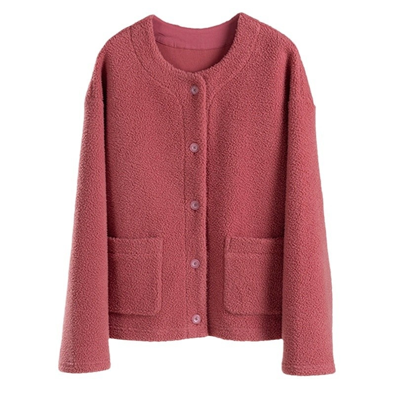 Ženska fleece jakna, uski kroj, jednosrjedno kopčanje na jedan red, patch džepovi, retro literarni stil, materijal: fleece s udjelom pamuka 50-70% i poliestera 30-50%