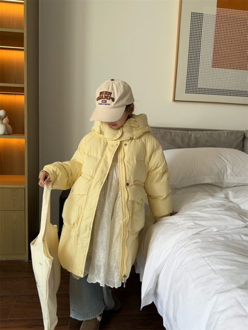 Bērnu ziemas jaka ar pūka pildījumu, vidēja garuma, ar kapuci, rāvējslēdzējs