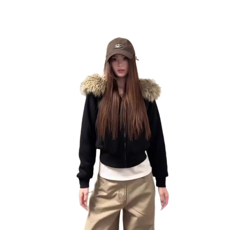 Γυναικείο μπουφάν με κουκούλα και γούνα στο γιακά, φλις εσωτερικό, κοντό μήκος, με φερμουάρ, πολυεστέρας, Χειμώνας 2025