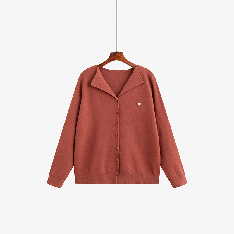 Ženski kardigan s ovratnikom, dugi rukavi, pleteni materijal od poliestera i viskoze, zima 2025