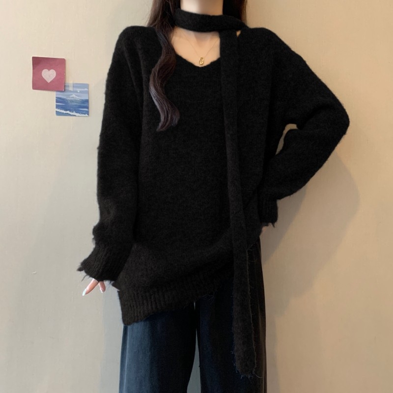 Πλεκτό πουλόβερ με χοντρή πλέξη από ακρυλικό, βισκόζη και πολυεστέρα, V-λαιμόκοψη, μακριά μανίκια, χαλαρή γραμμή, μεσαίου μήκους