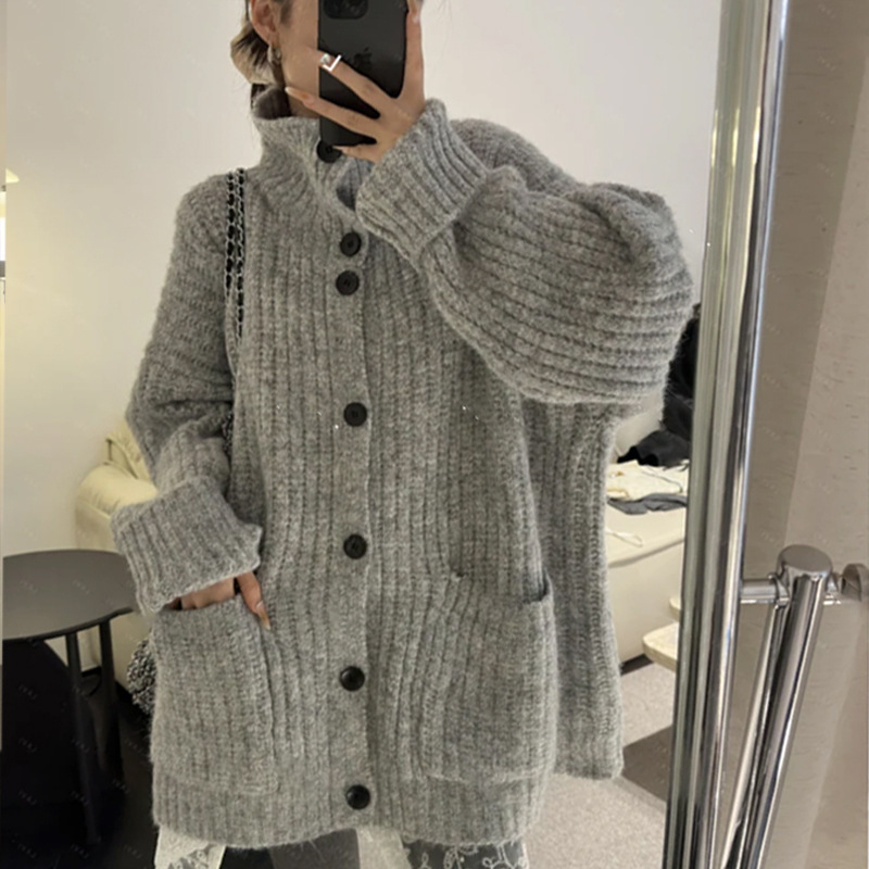 Cardigan The dream of jade, s visokim ovratnikom, opuštenog kroja, dugi rukavi, srednja duljina, pleteni materijal od poliestera i spandeksa