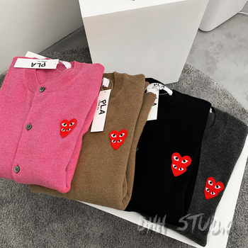 Vilnas kardigans ar mīlestības rakstu, apaļš kakla izgriezums, garas piedurknes, 95% vilna