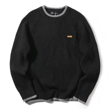 Плетено яке-пуловер, свободна кройка, кръгла яка, дълги ръкави, удебелено плетиво, 70% полиестер