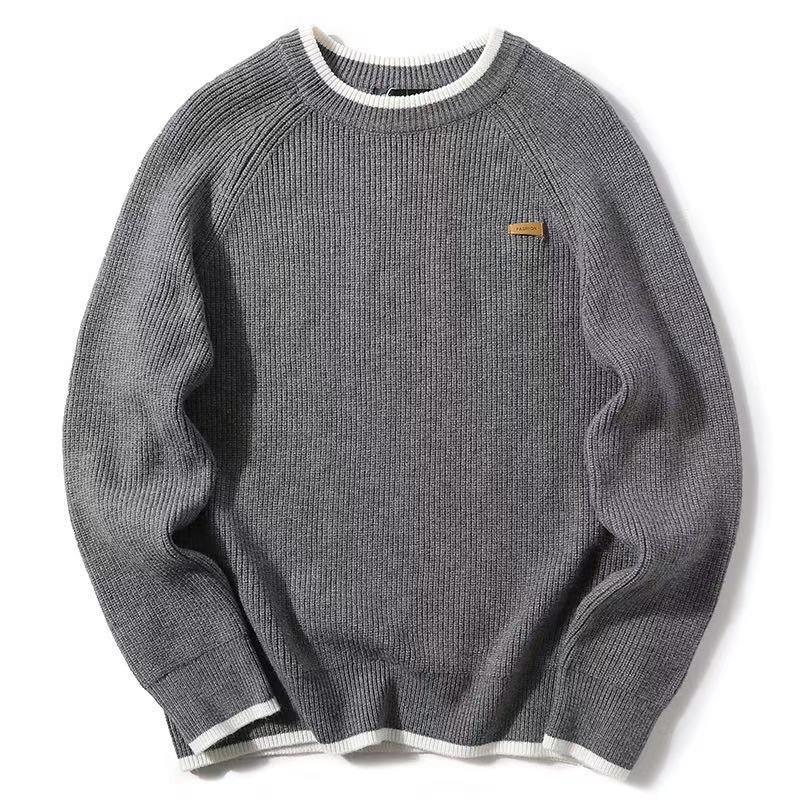 Плетено яке-пуловер, свободна кройка, кръгла яка, дълги ръкави, удебелено плетиво, 70% полиестер