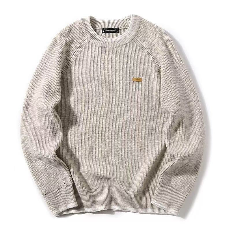 Плетено яке-пуловер, свободна кройка, кръгла яка, дълги ръкави, удебелено плетиво, 70% полиестер