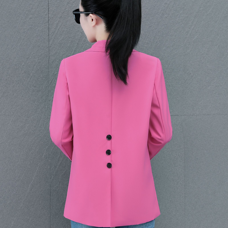 Naiste bleiser – väike kostüüm, polosärk kael, pikad varrukas printsessi stiilis, ühe nupuga sulgemine, polüester-elastaan