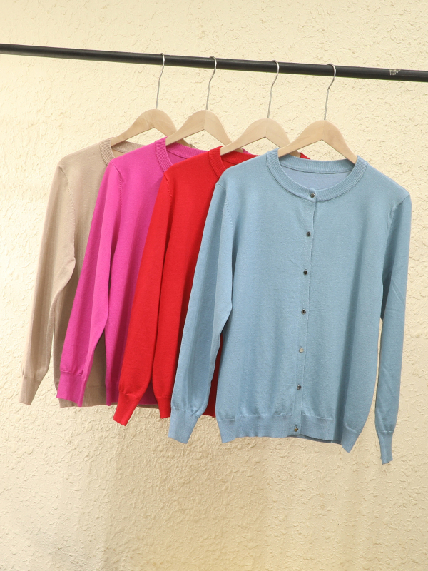 Cardigan pulover, viskozno-najlon smjesa, okrugli izrez, dugi rukavi, normalan kroj