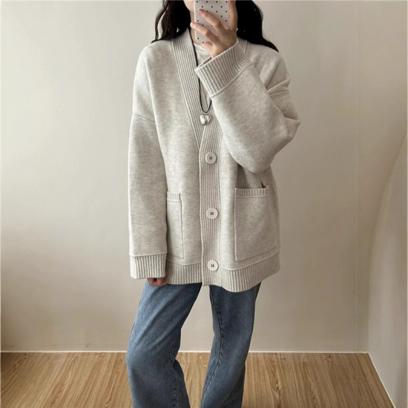 Cardigan-stil džemper, akrilna smjesa, V-izrez, dugi rukavi, udoban kroj