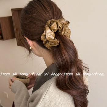 Кожена ластичка за коса за жени — ръчна изработка, корейски стил, декоративно цвете (кожа; ръчна изработка; корейски стил; без вложки)