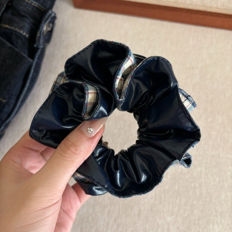 Кожена ластичка за коса за жени — ръчна изработка, корейски стил, декоративно цвете (кожа; ръчна изработка; корейски стил; без вложки)