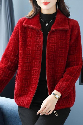 Moteriška Chenille striukė su languotu raštu, laisvas kirpimas, trumpas ilgis, užtrauktukas, kvadratinė apykaklė