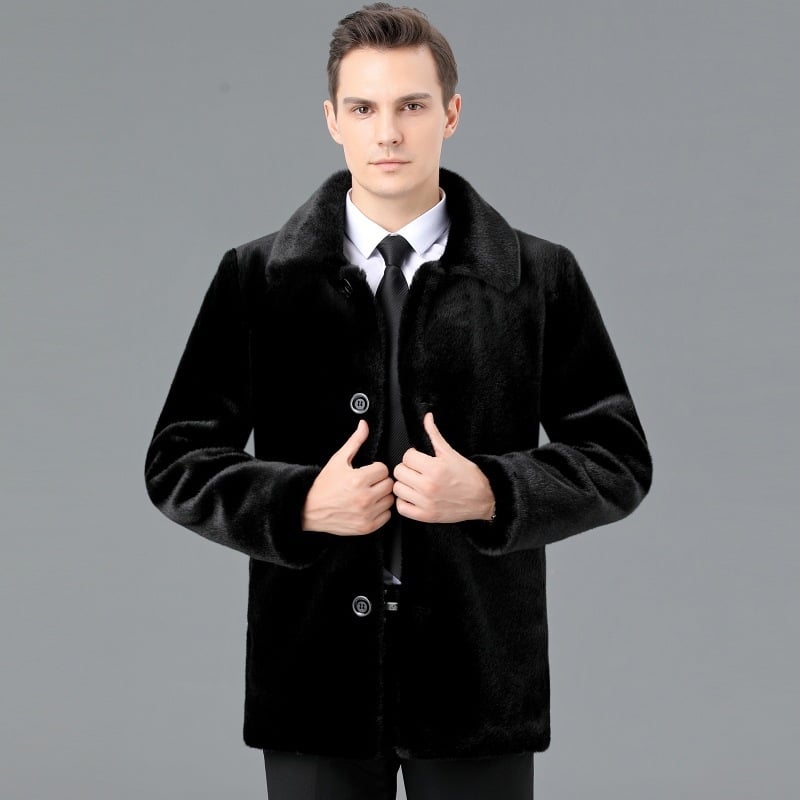 Мъжко палто от норков пух, с качулка, цип за закопчаване, свободен силует, джобове с патч