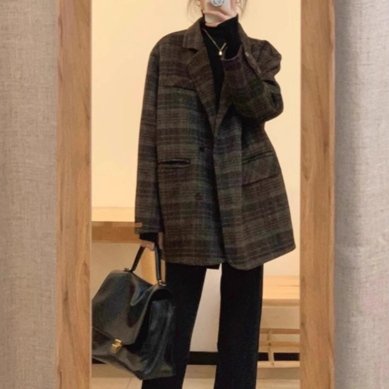 Moteriški trumpi vilnos paltai su kailinės apykaklės, dvigubo užsegimo, siauras kirpimas, ruduo 2025, japonų-koreeijos laisvalaikio stilius