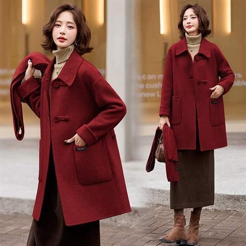 Moteriškas trumpas paltas su kailio apykakle, Chenille audinys, Spandekso mišinys, vienos eilės užsegimas, japoniškai-korejiškas laisvalaikio stilius