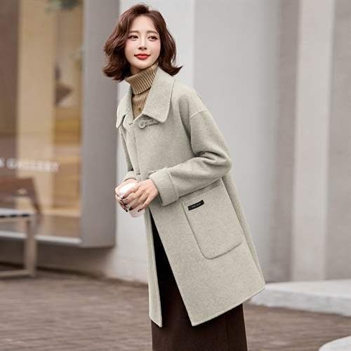 Moteriškas trumpas paltas su kailio apykakle, Chenille audinys, Spandekso mišinys, vienos eilės užsegimas, japoniškai-korejiškas laisvalaikio stilius