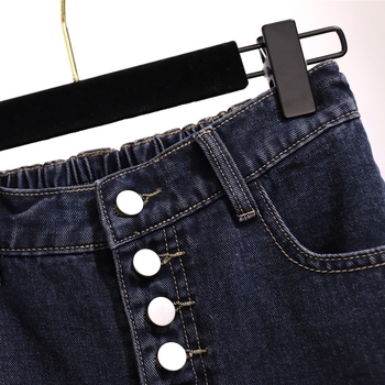 Γυναικείες τζιν από ντένιμ με ελαστική μέση, μπροστινό κούμπωμα με κουμπιά και φαρδιά γραμμή παντελονιού, Άνοιξη 2022