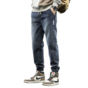 Vīriešu džinsi ar taisnu piegriezumu, denims-pamu audums, vidējā josta, auklas aizdare, mazgājams