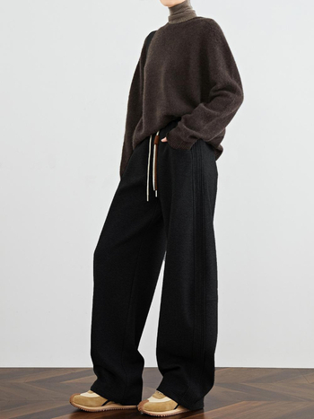 Ženske casual hlače s banan krojem, flis podstava, široke, duge (pamukasto-mješavina tkanine; elastični struka; mikro-elastičnost; gusta tkanina; zima 2025)