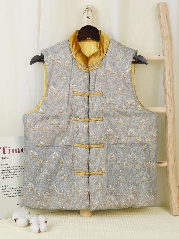 Moteriška medvilninė liemenė su gėlių raštu, stovinčio kaklo, medvilnės užpildas, ilgas kirpimas