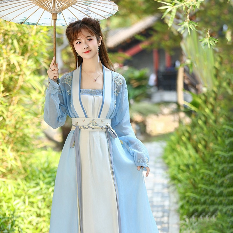 Hanfu virágmotívummal és nemzeti stílussal, univerzális modell; Márka: Other; Anyag neve: pamutszál; Fő anyag összetétel: kecskebőr; Év/szezon: univerzális modell