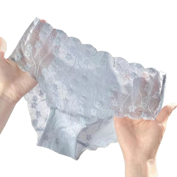 Chiloți din dantelă pentru femei, talie medie, respirabili, nylon 80–90%, căptușeală din bumbac în zona crotului