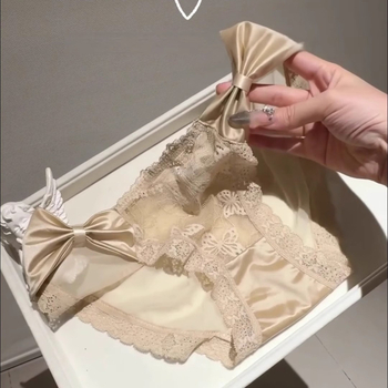 Ženske nylon kratke gaćice s pamukom u preponi, srednji struk, uzorak mašnice, prozračne i podižu stražnjicu