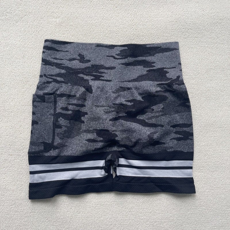 Женски йога шорти с 3/4 дължина, безшевни странични джобове, смеси найлон-спандекс-полиестер (57% найлон, 8% спандекс, 35% полиестер), за йога и спорт на открито