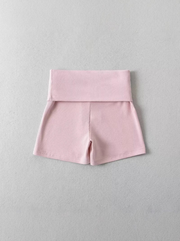 Дамски къси спортни панталони с висока талия, полиестер, съдържание 70–80%, микроеластичност, тънък плат