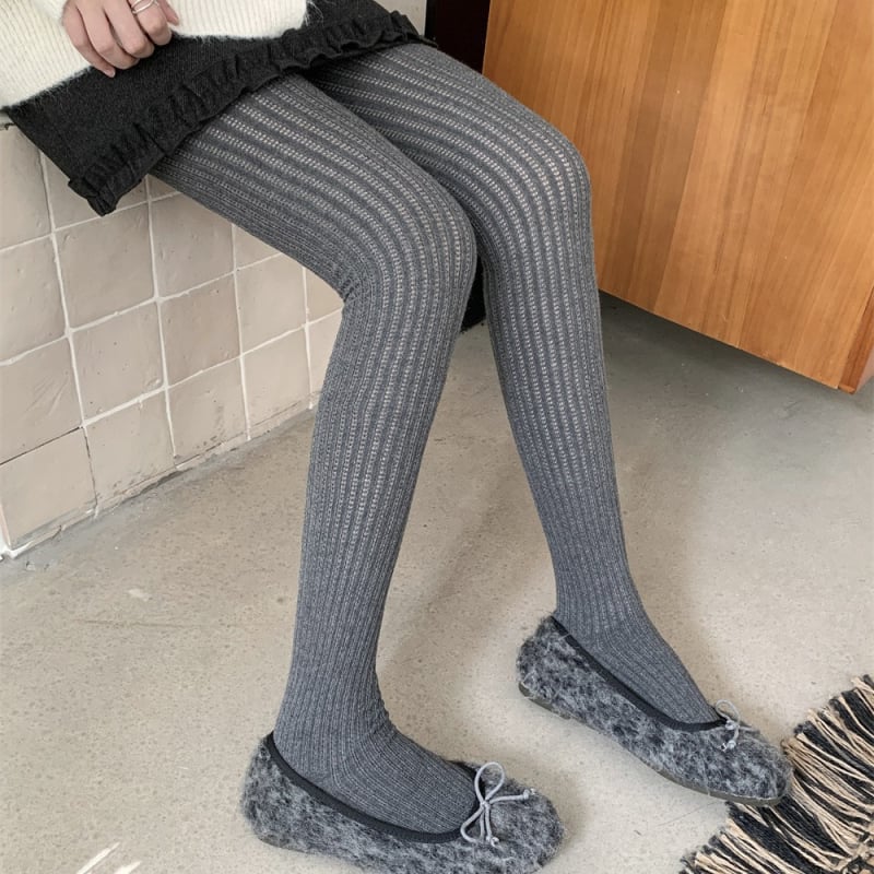 Колготки с мрежести разкроени участъци, дишаща тъкан Тензел (Lyocell), средна плътност, корейски стил