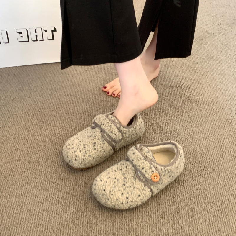 Ženske mokasine od suede sa Velcro zatvaračem, zimske, podstavljene umjetnim plišom, gumeni potplat