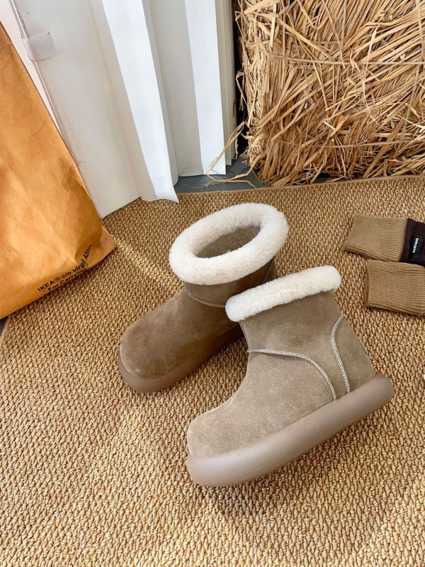 Zimske čizme za snijeg s unutarnjim povećanjem visine od 8 cm, visokim gornjim dijelom, gornji dio od telećeg nubuka (suede), vuneni ulošak, gumeni potplat (8 cm; visok gornji dio; nubuk telećeg rodu; vuneni ulošak; gumeni potplat)