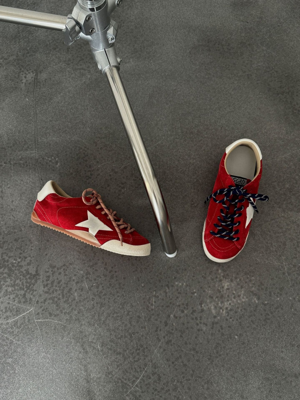 Dexun sieviešu ādas sporta apavi ar šņorēm, apaļa purngala, zems papēdis 1–3 cm, gumijas zole, iekšējā zole no jūras stikla