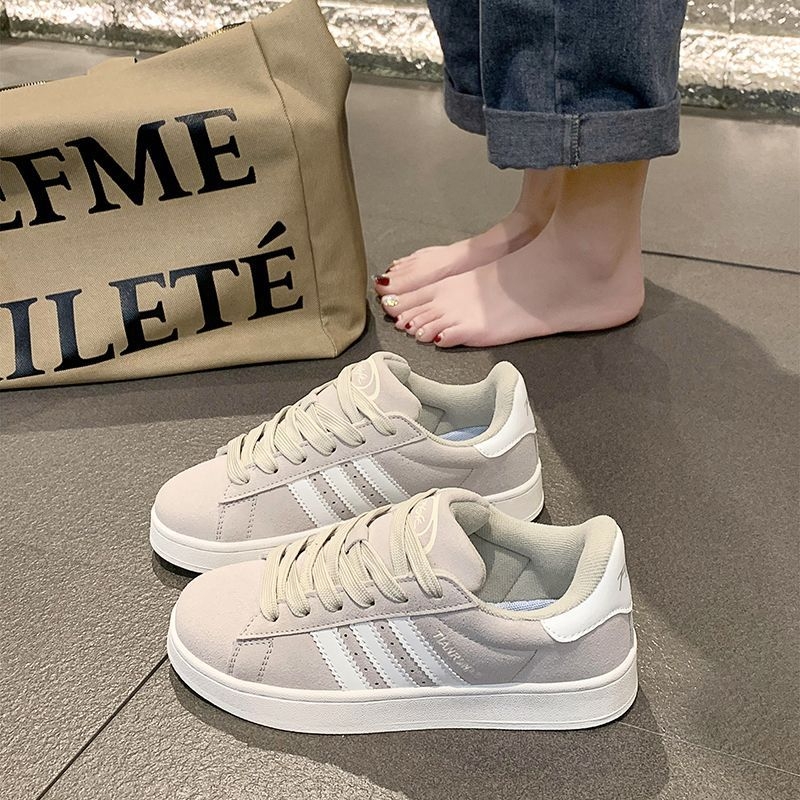 Sieviešu sporta kedas ar biezu zolīti, PU augšdaļa, gumijas zole, apaļa purngala, ar šņorēm