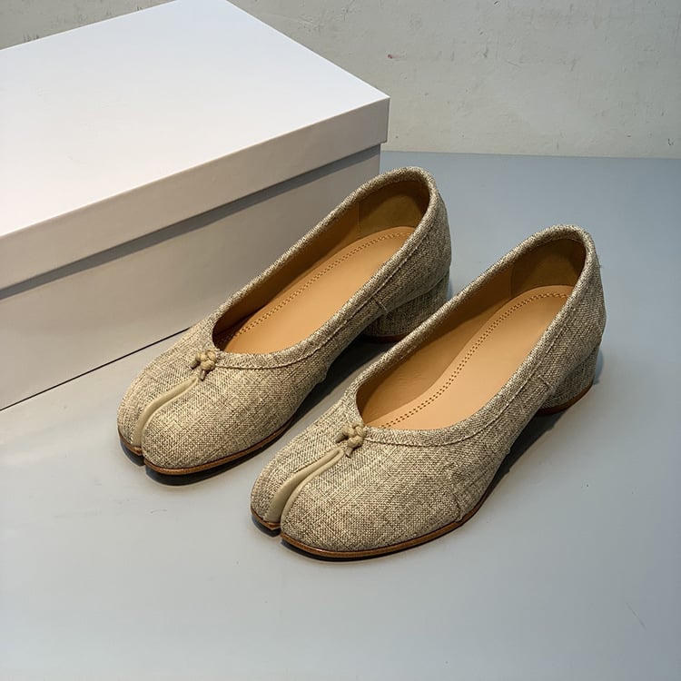 Ženske Slip-On cipele od kože krave – gornji dio od kože, ulošak od kože koze, potplat od prave kože, niski otvor, debeli pet 3–5 cm